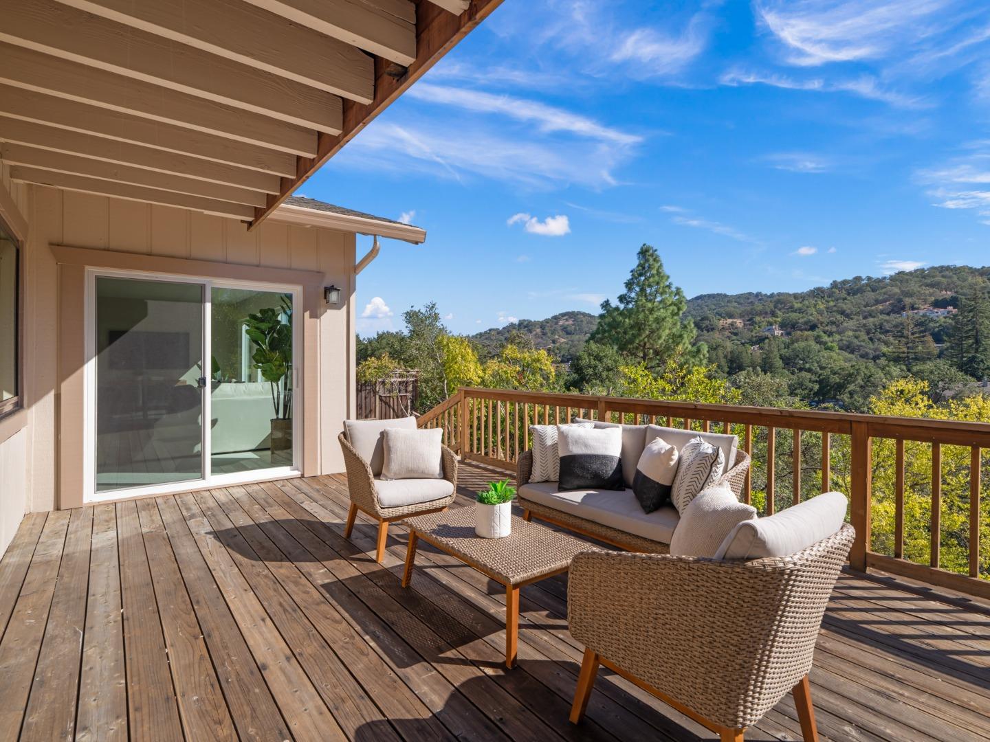 6746 Lookout Bend