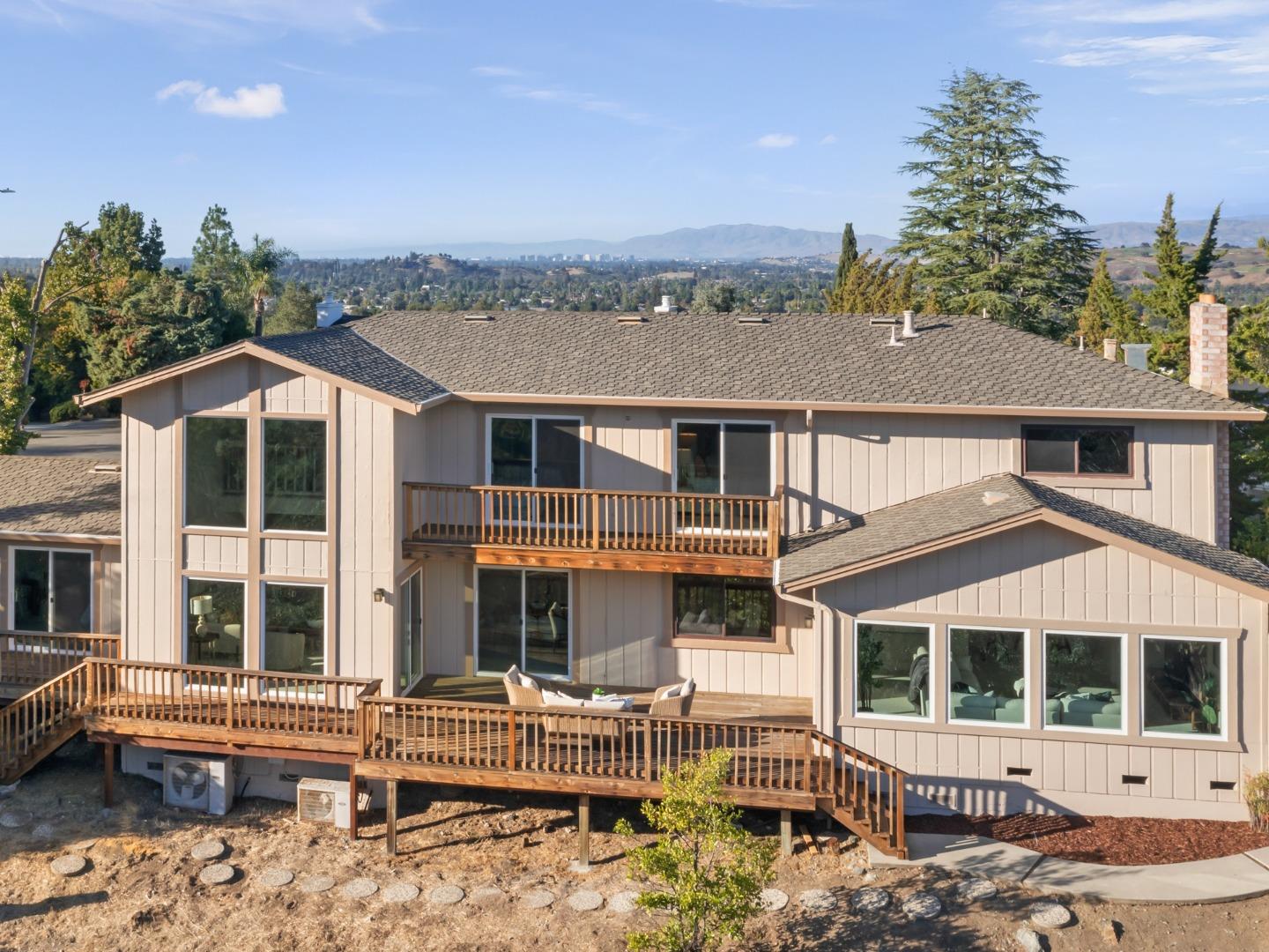 6746 Lookout Bend