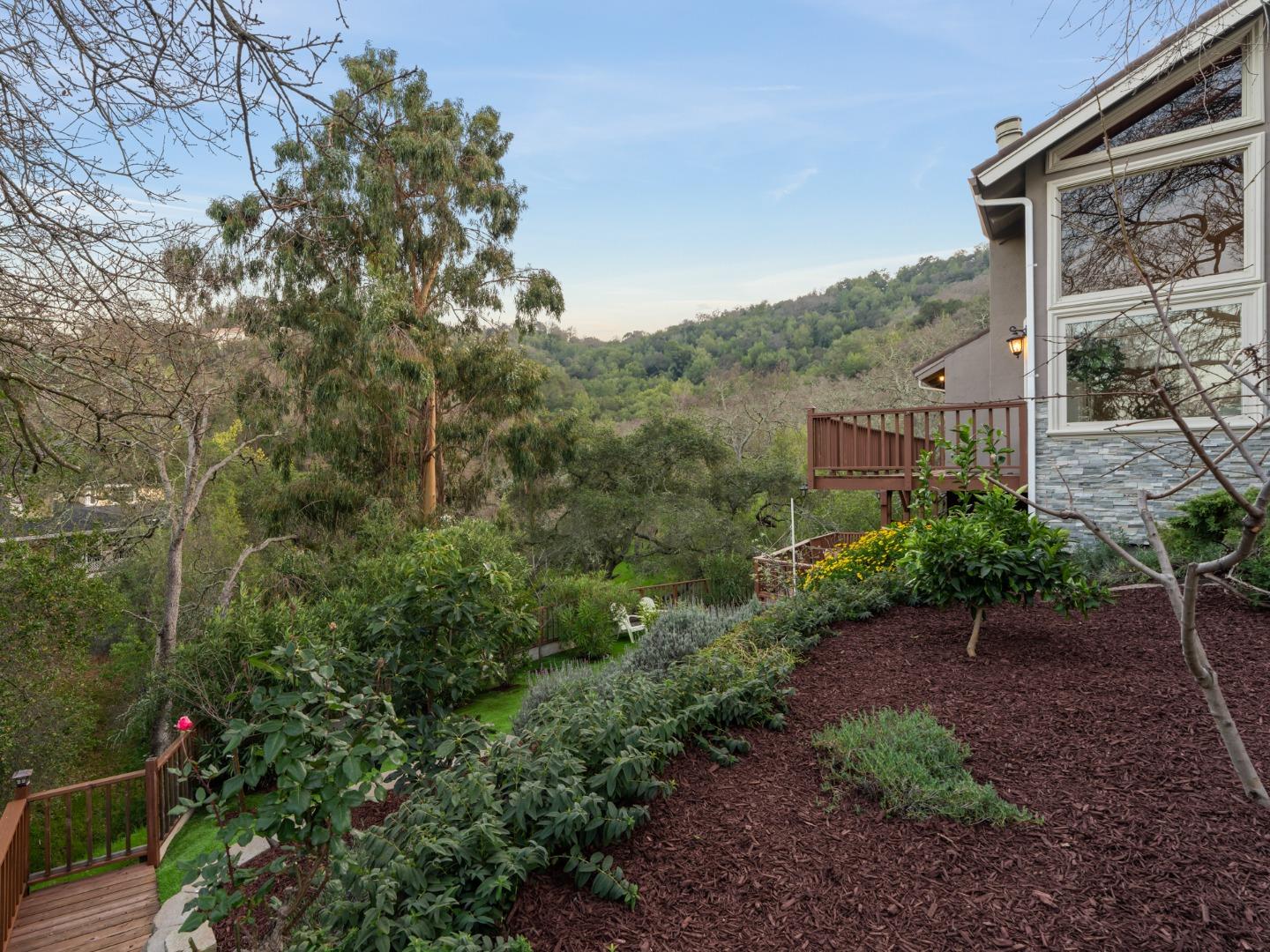 6834 Rockview Court