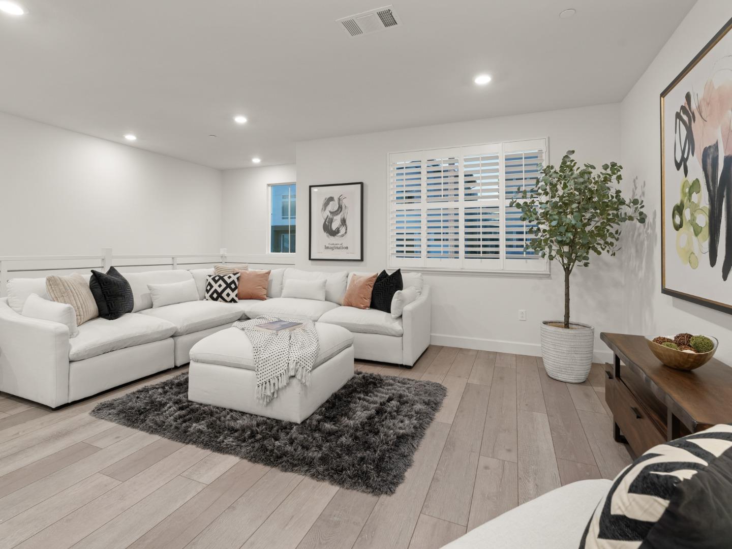 115 Agustin Narvaez Street 4