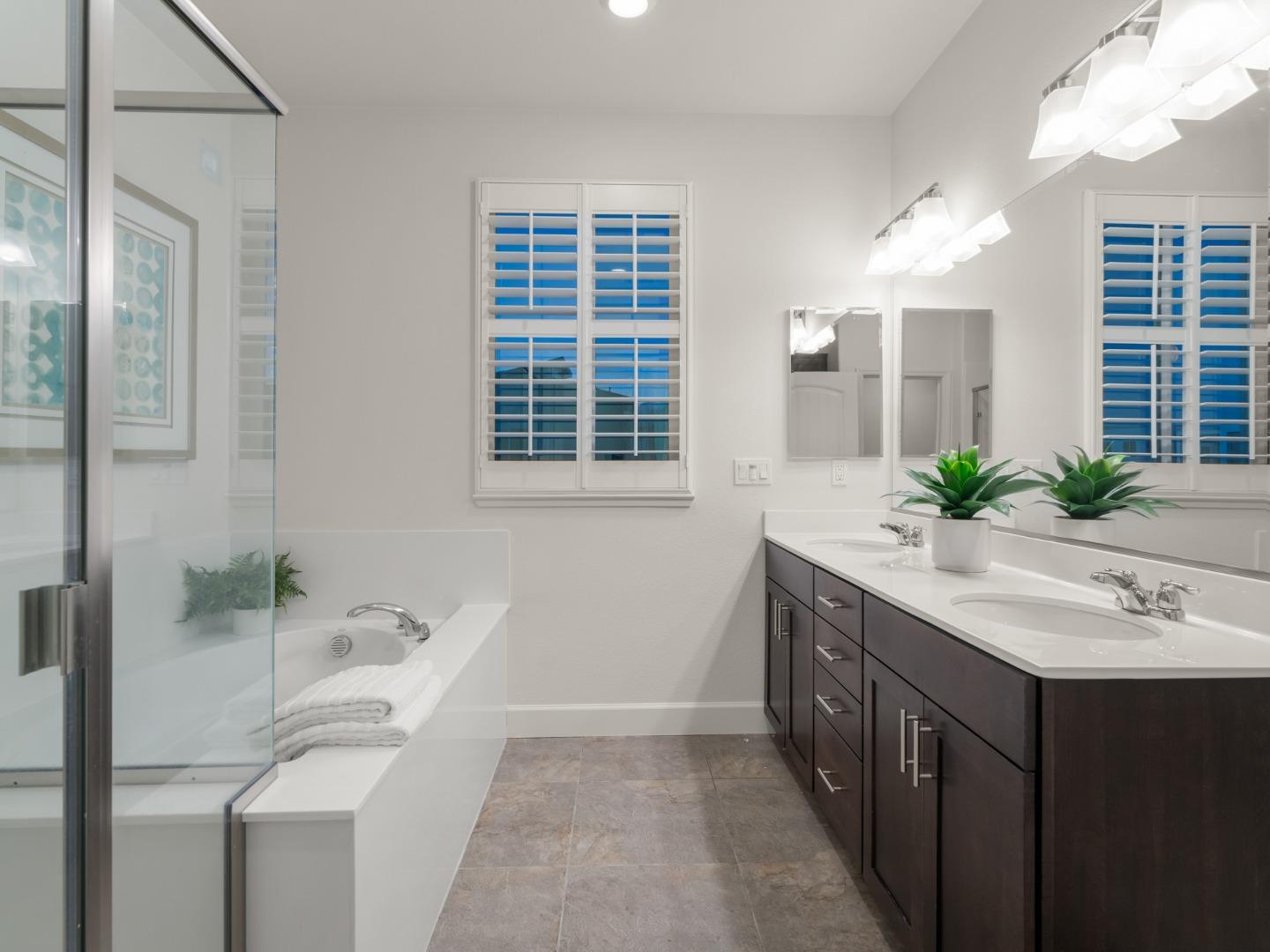 115 Agustin Narvaez Street 4