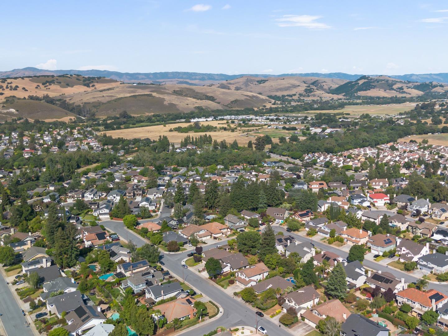 1062 Mountain Shadows Road