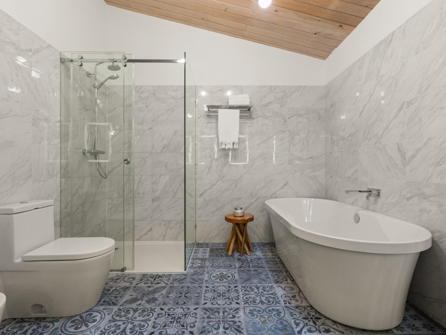 1269 Chateau DR