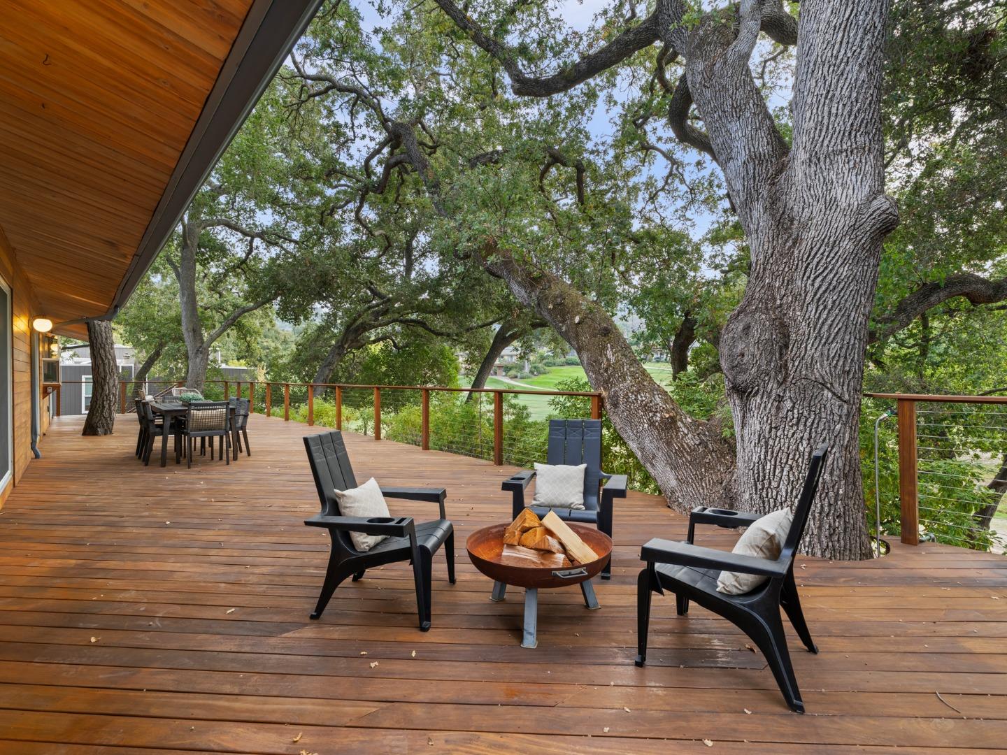 1269 Chateau DR