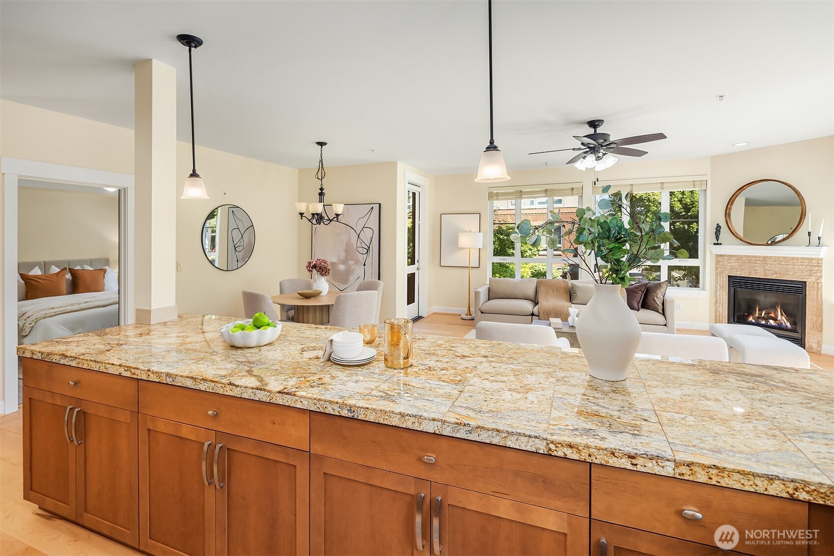 1840 25th Avenue NE Unit: 210