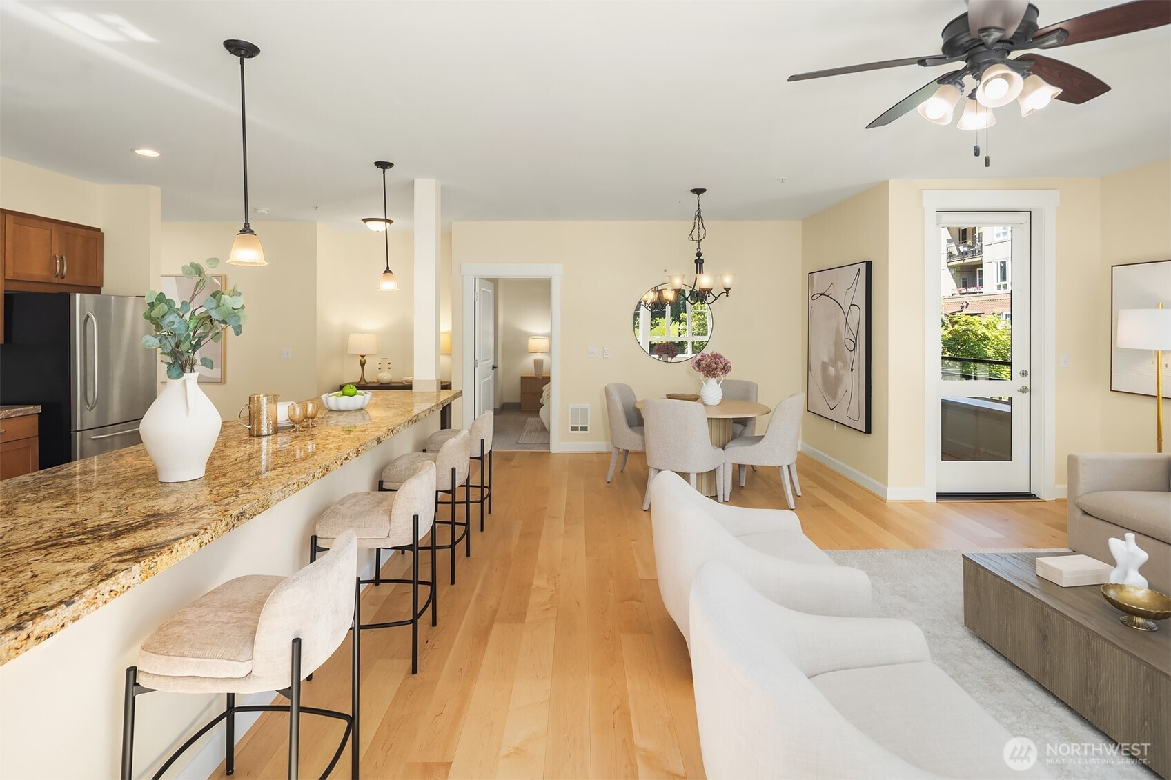 1840 25th Avenue NE Unit: 210