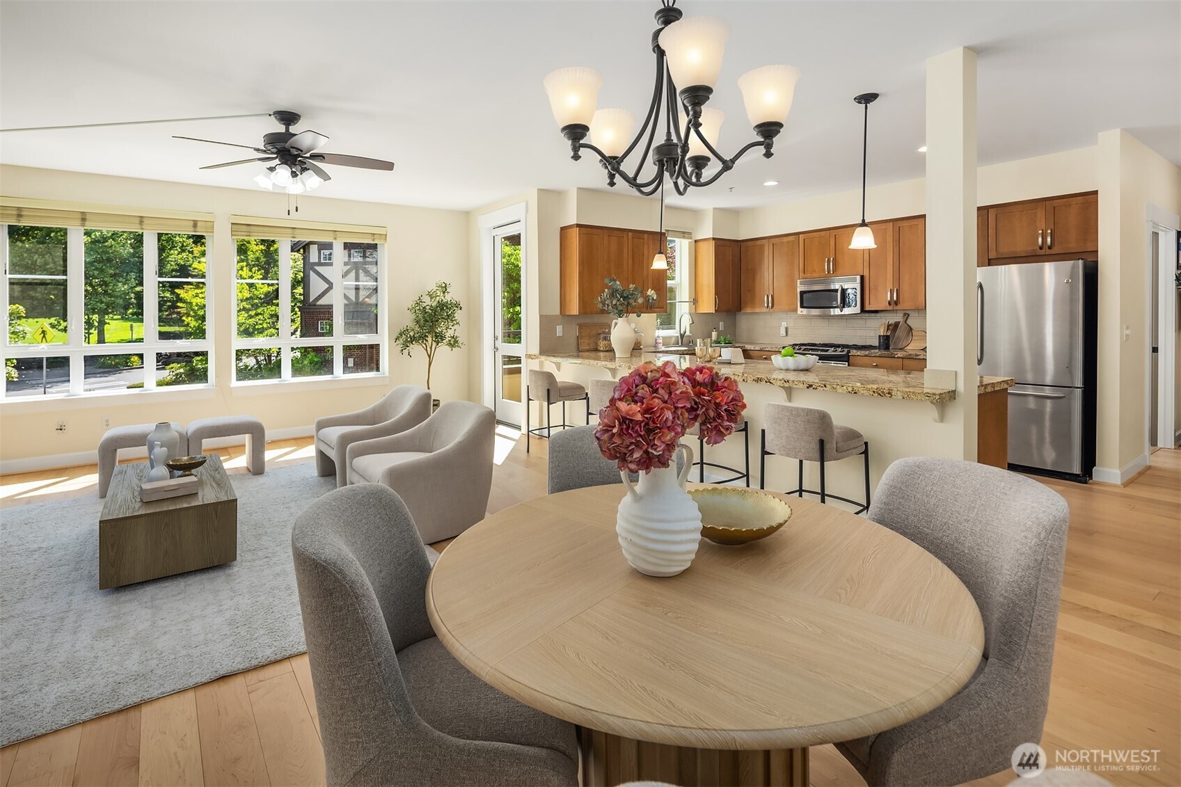 1840 25th Avenue NE Unit: 210