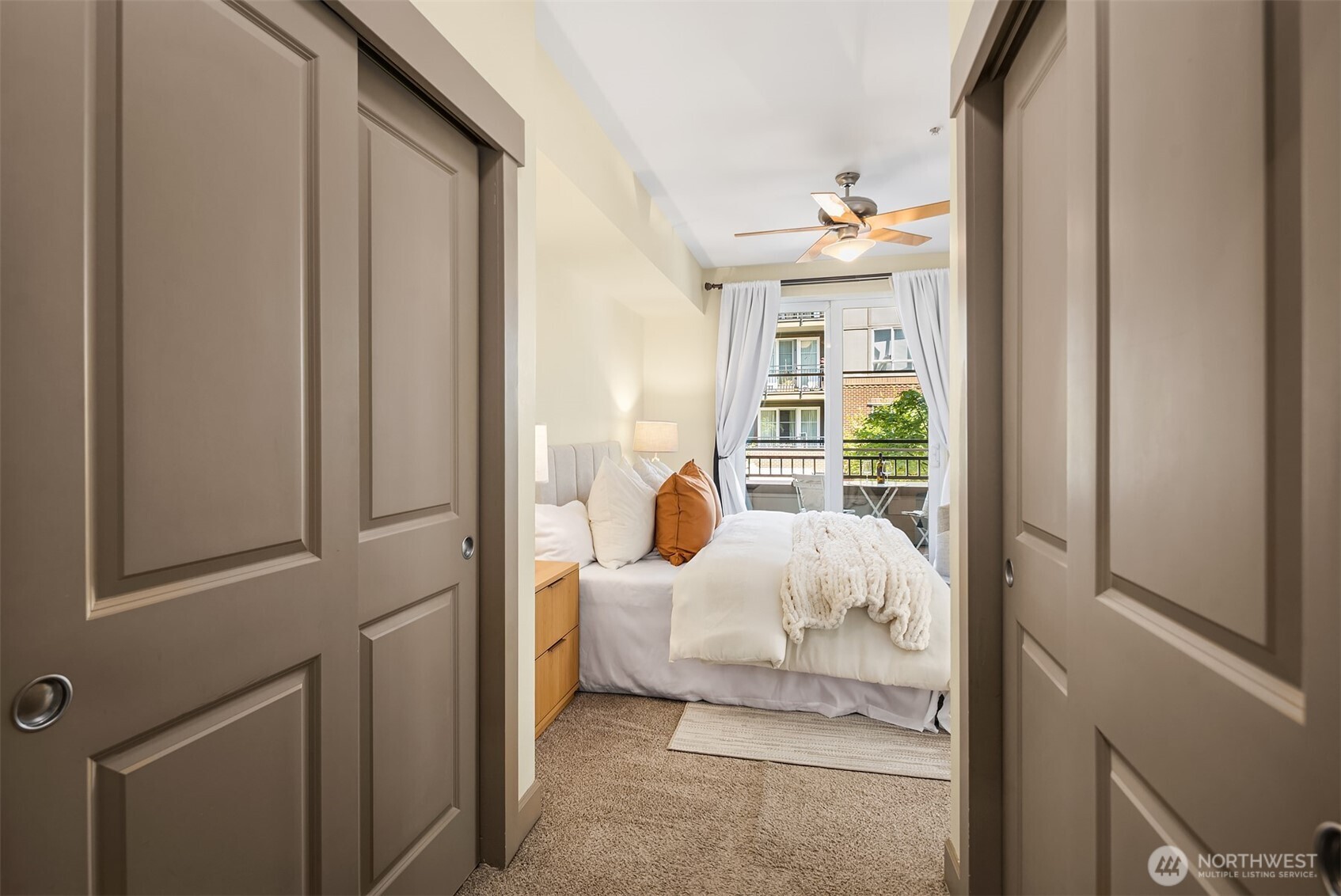 1840 25th Avenue NE Unit: 210