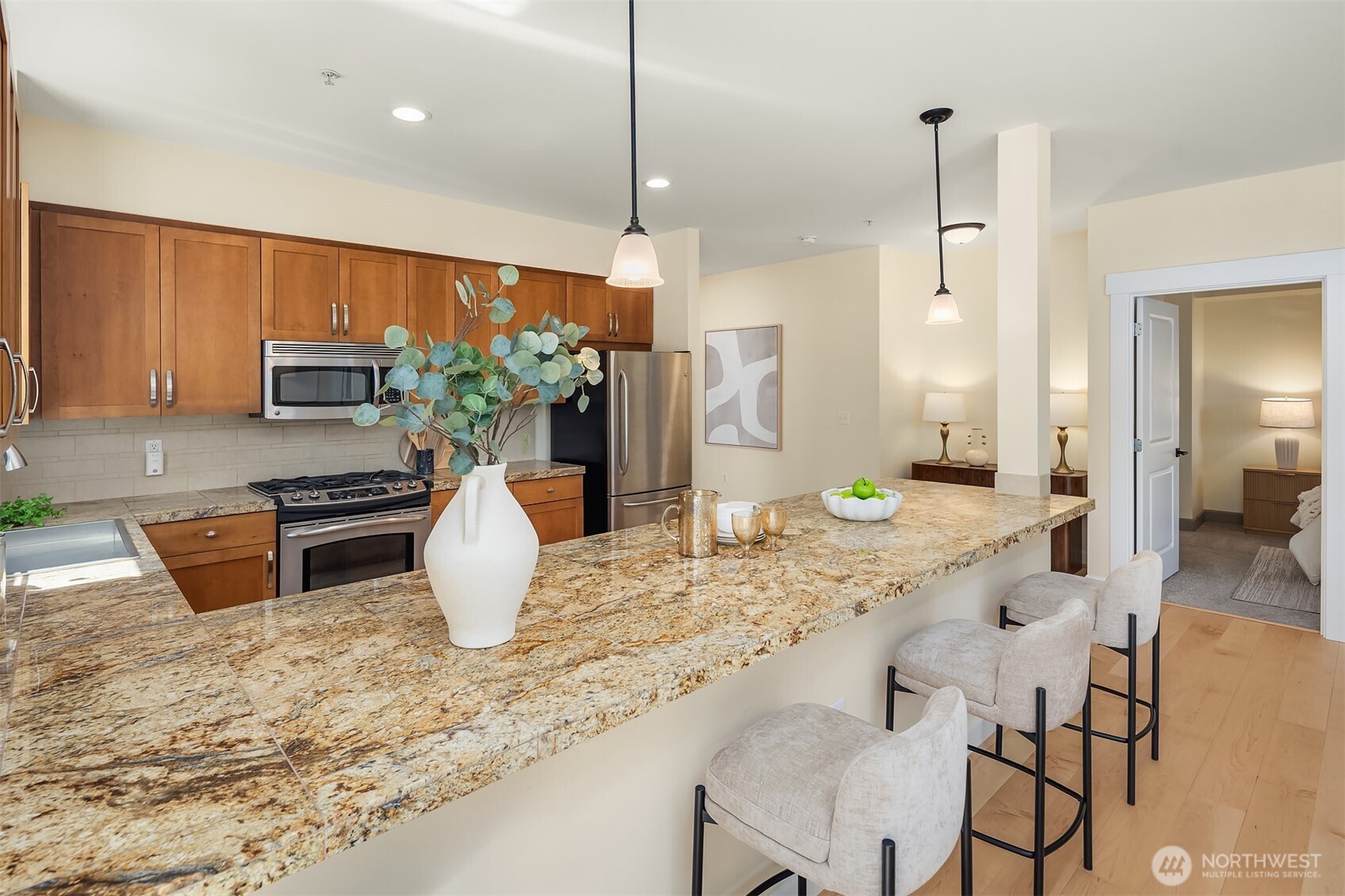 1840 25th Avenue NE Unit: 210