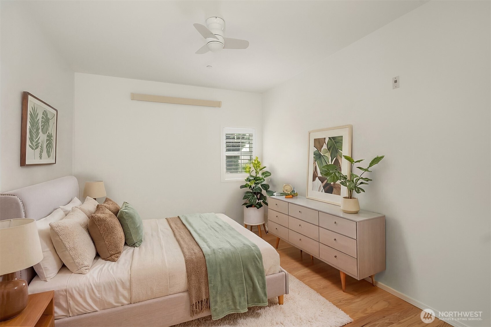 1731 10th Avenue NE Unit: B115