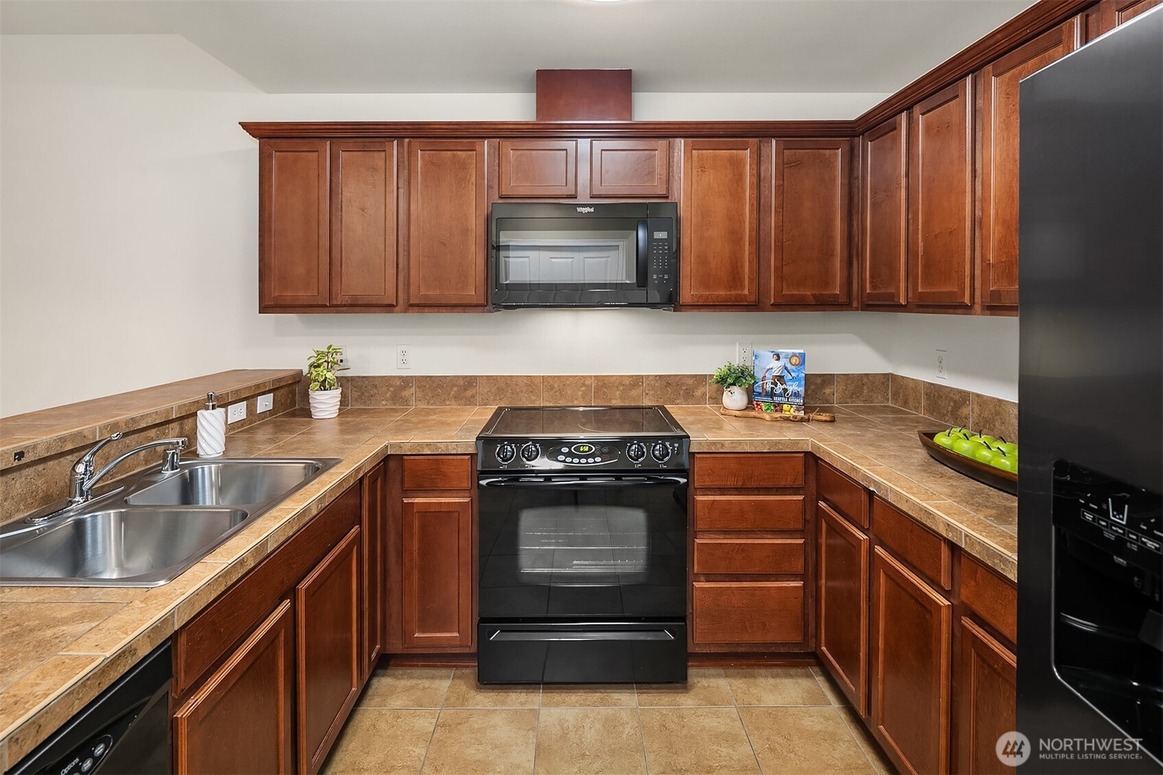 1731 10th Avenue NE Unit: B115