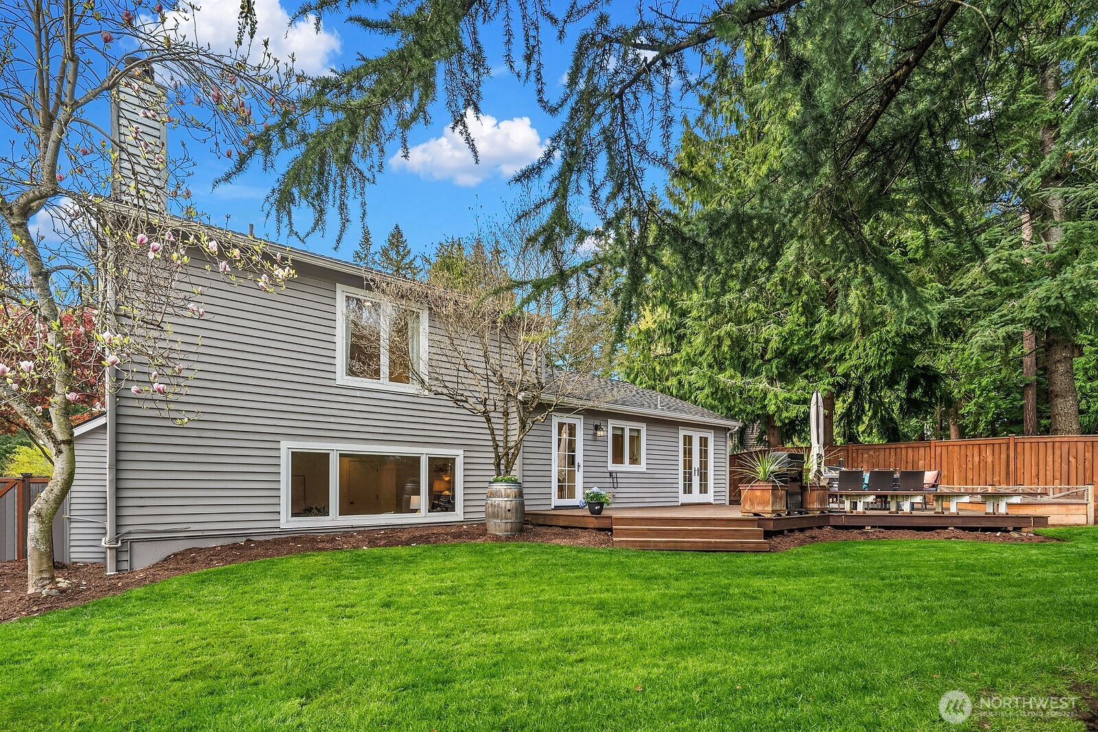 2605 234th Avenue NE