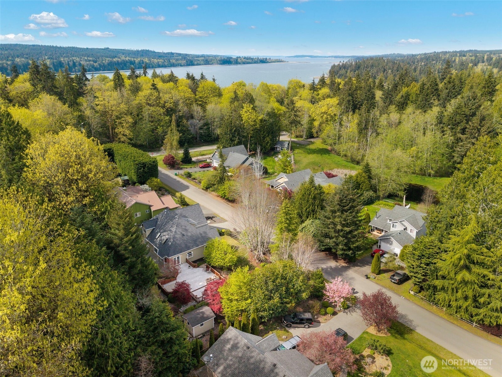 6207 NE Blakewood Court