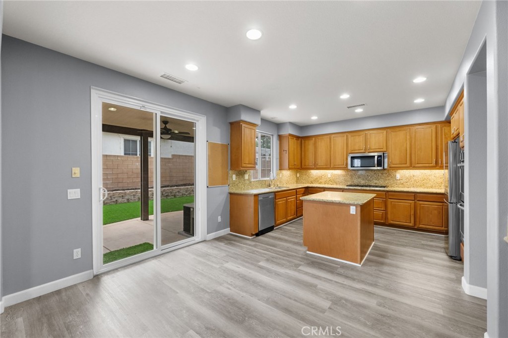 31861 Whitetail Lane