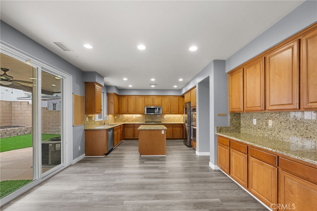 31861 Whitetail Lane