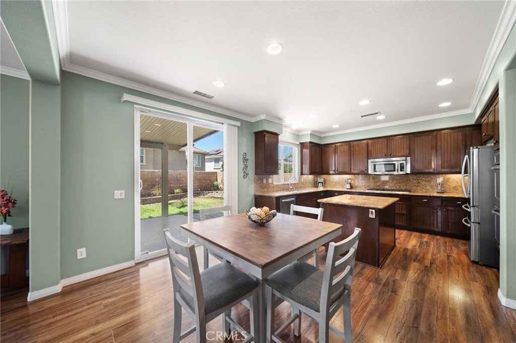 31954 Whitetail Lane