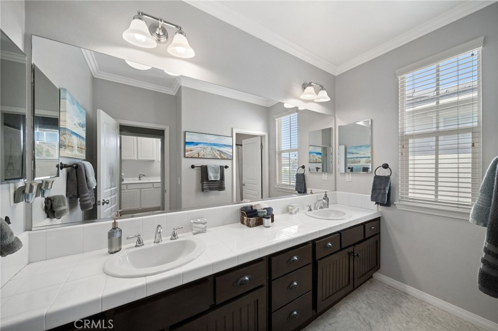 31954 Whitetail Lane