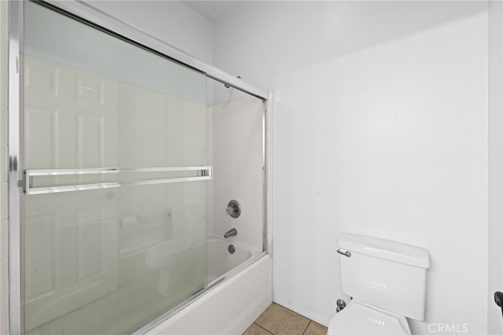 40870 Bouvier Court