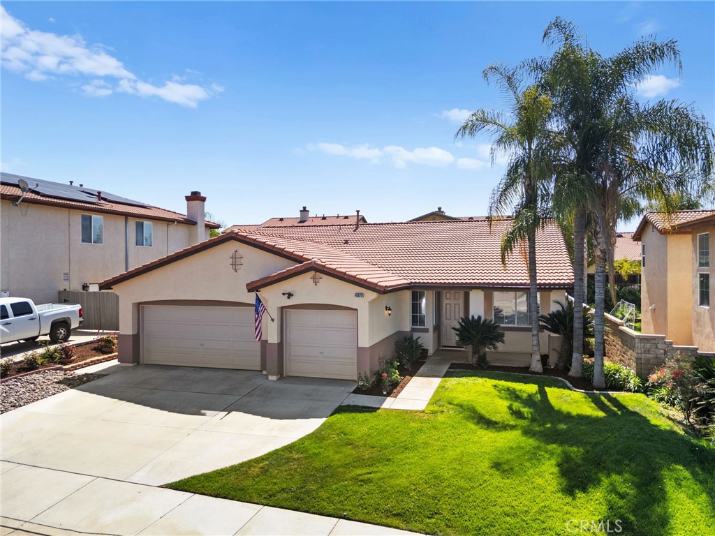 40870 Bouvier Court