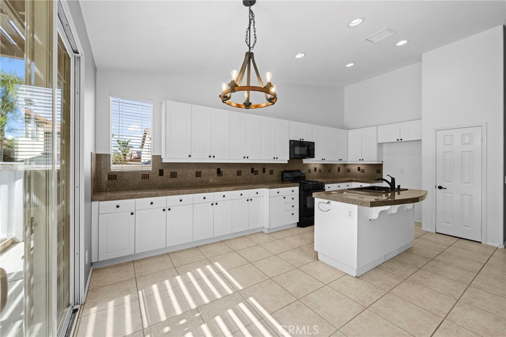 40870 Bouvier Court