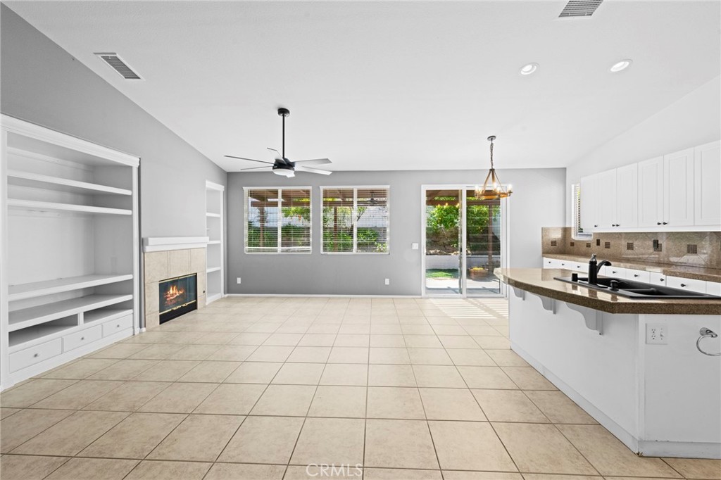40870 Bouvier Court