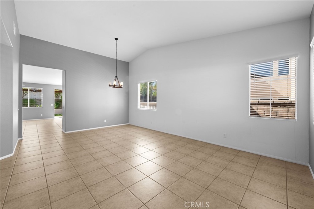 40870 Bouvier Court