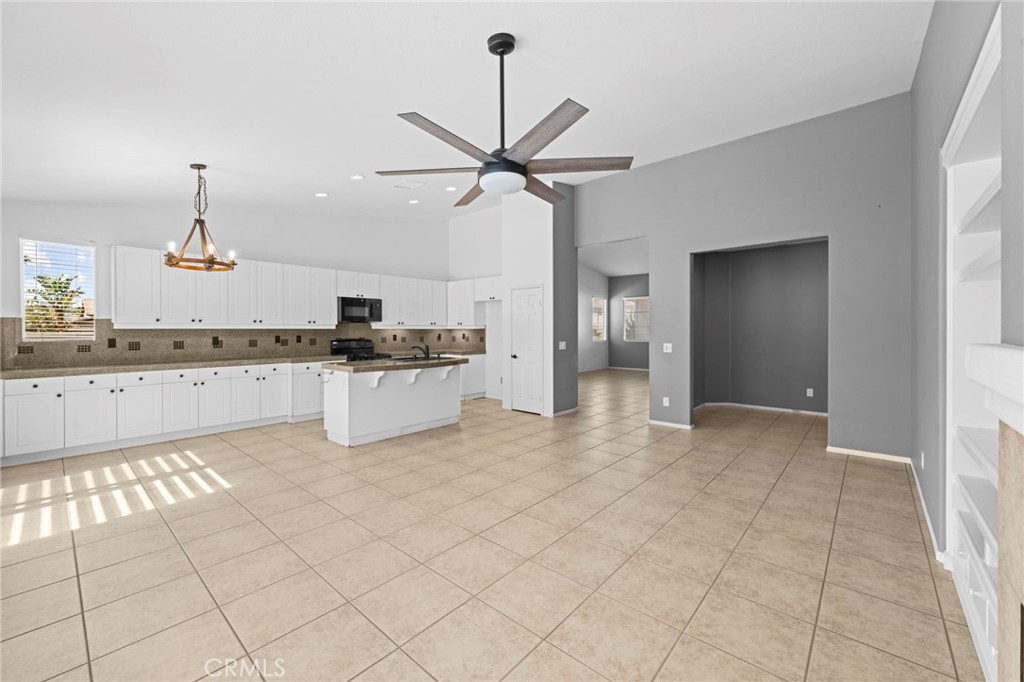 40870 Bouvier Court