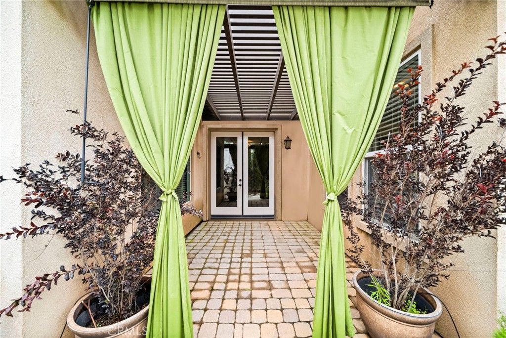 32201 Elk Grove Court