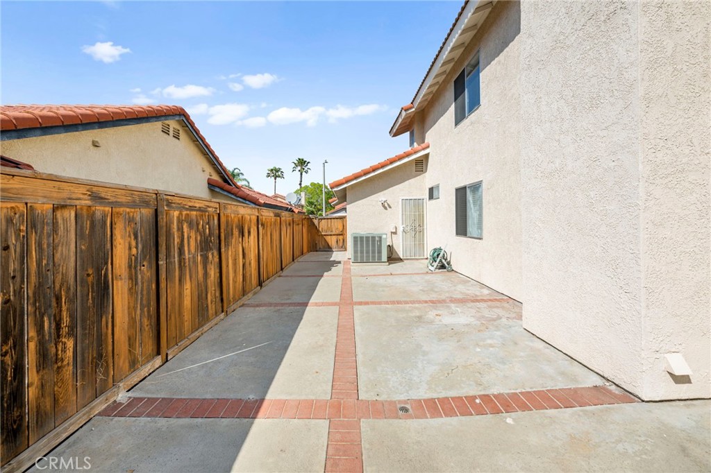 45857 Jeronimo Street