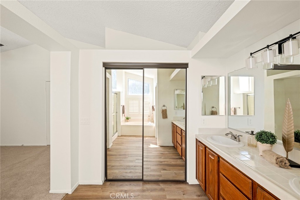 45857 Jeronimo Street