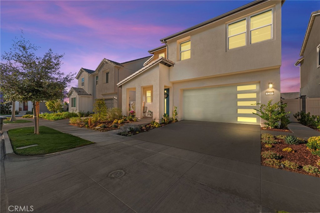 1281 Roots Way