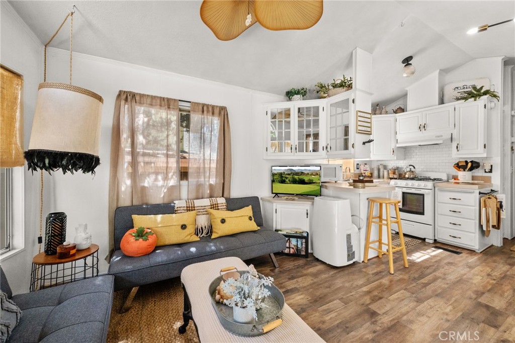 26350 Delano Drive 102