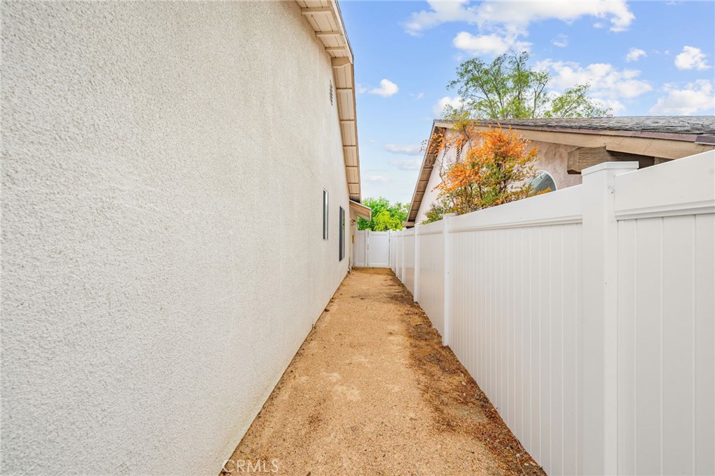 42691 San Julian Place