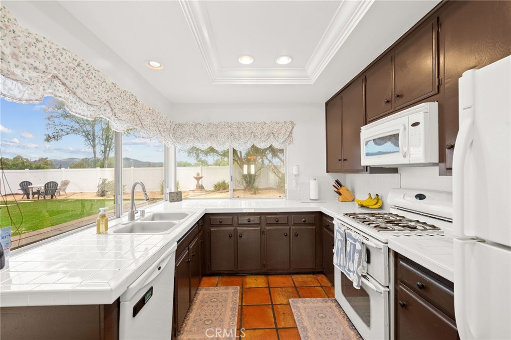 42691 San Julian Place