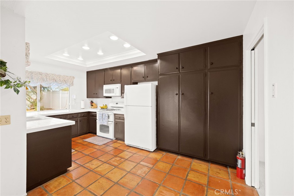 42691 San Julian Place