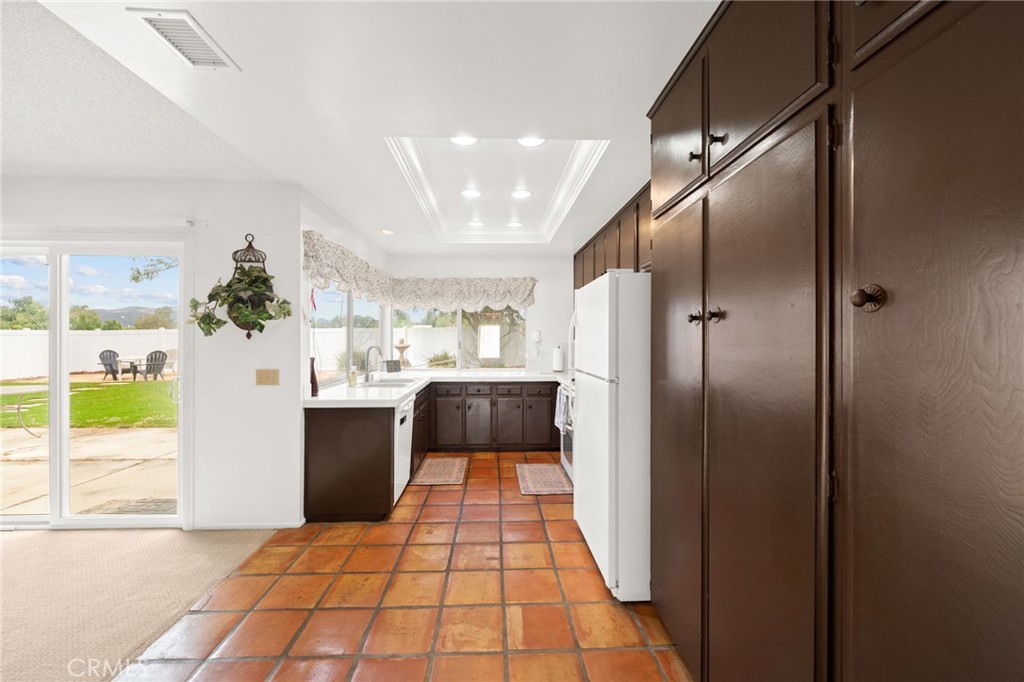 42691 San Julian Place