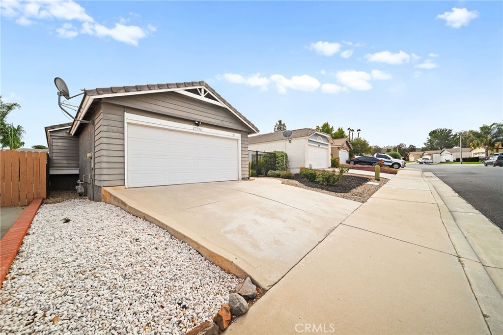 27780 Hillpointe Drive