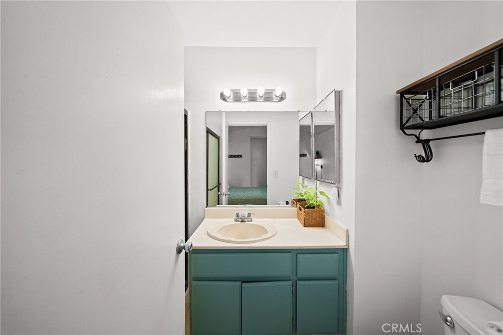 27780 Hillpointe Drive