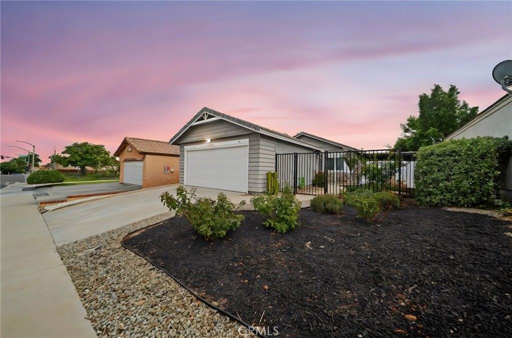 27780 Hillpointe Drive