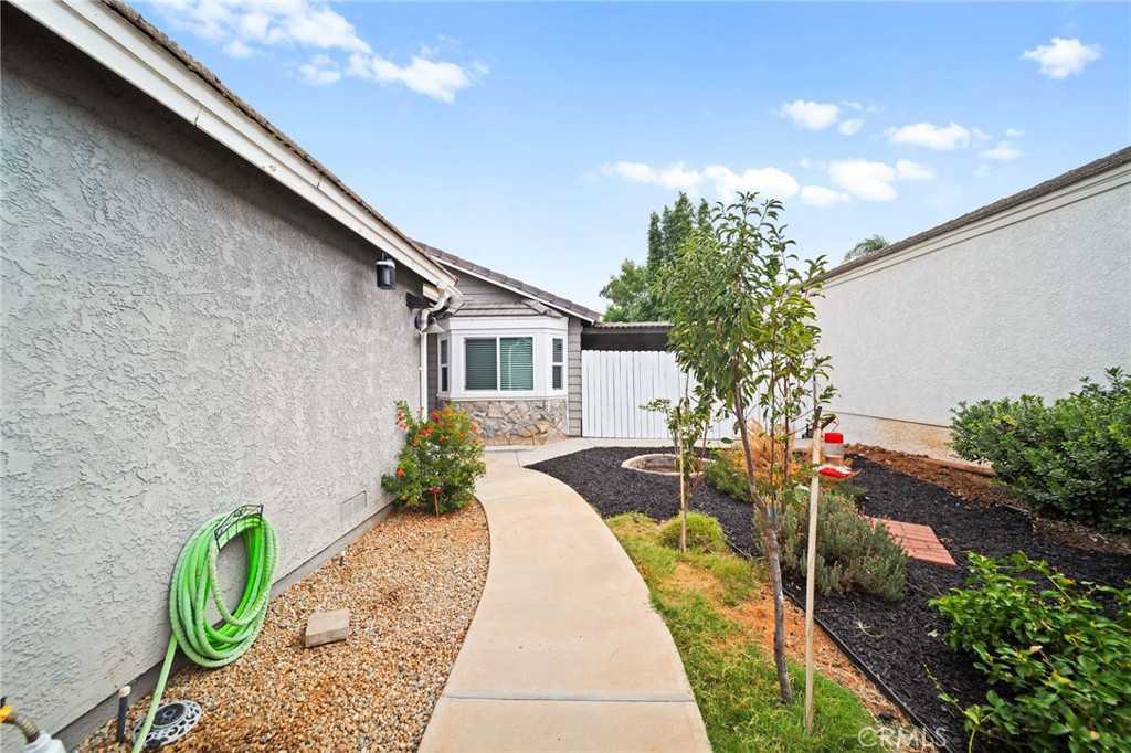 27780 Hillpointe Drive