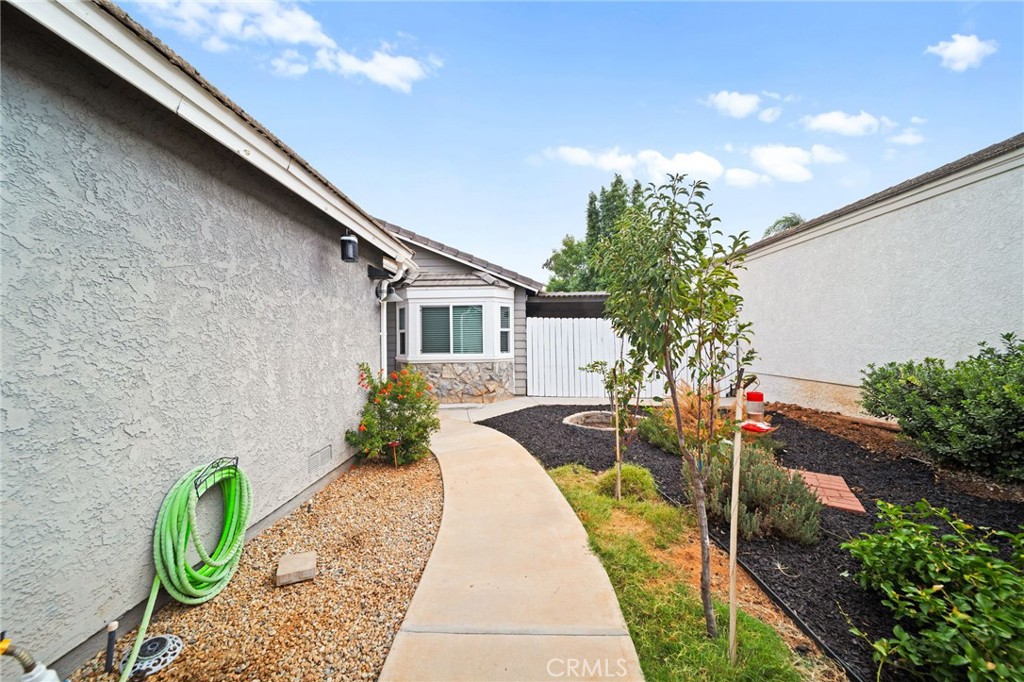 27780 Hillpointe Drive