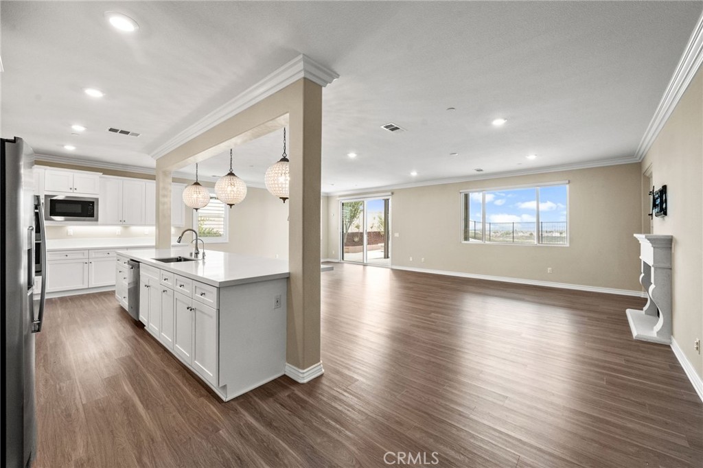 45745 Altree Court