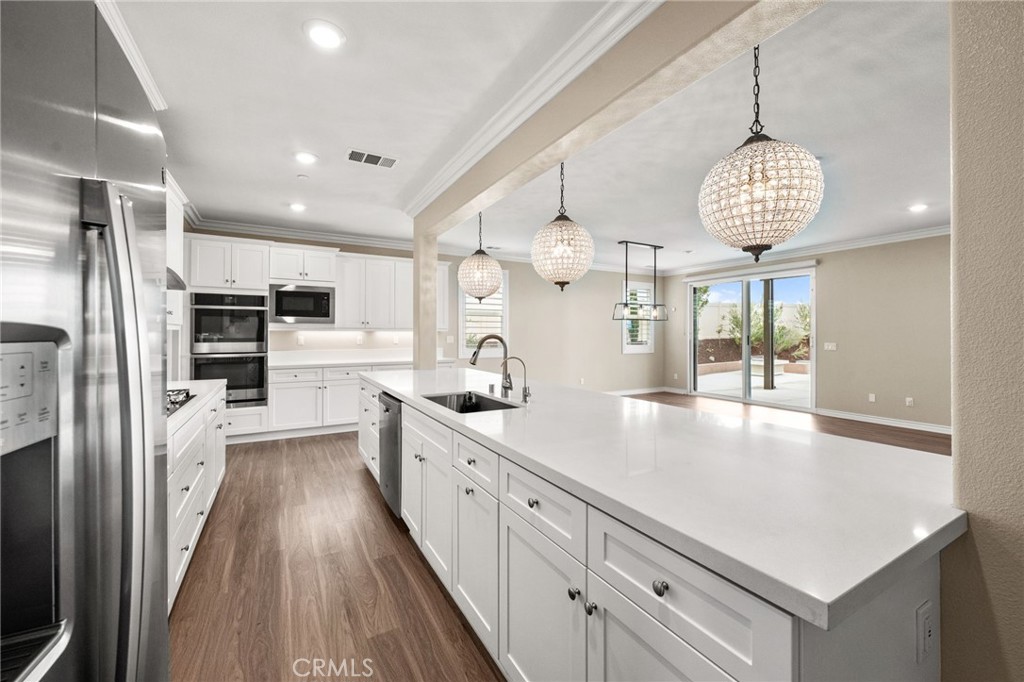 45745 Altree Court