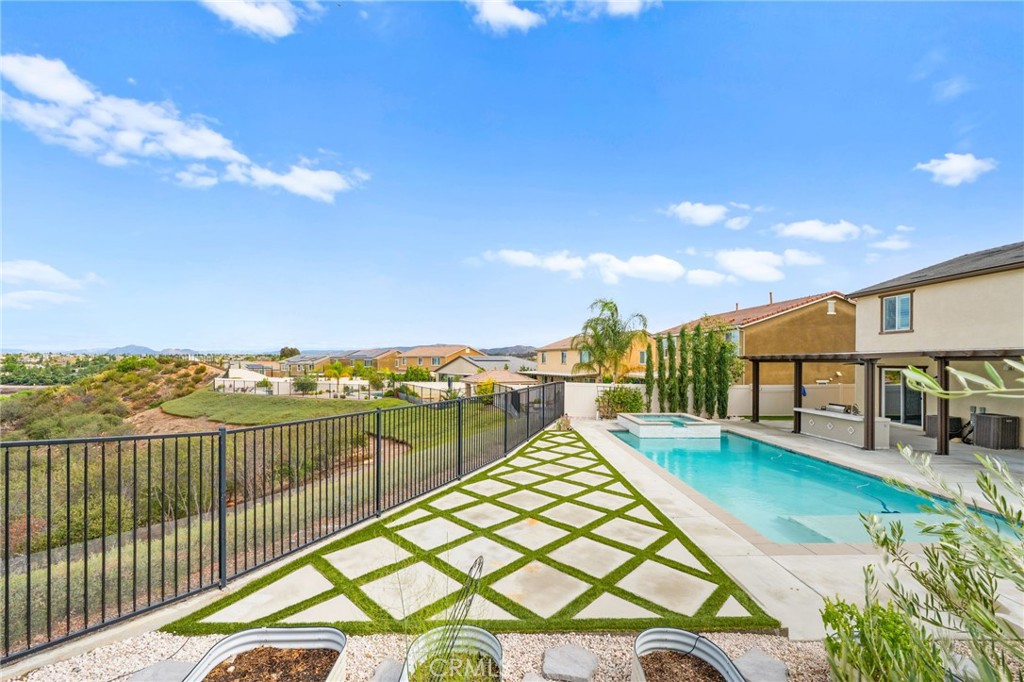 45745 Altree Court