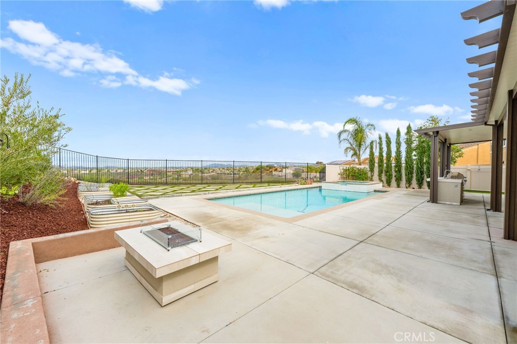 45745 Altree Court