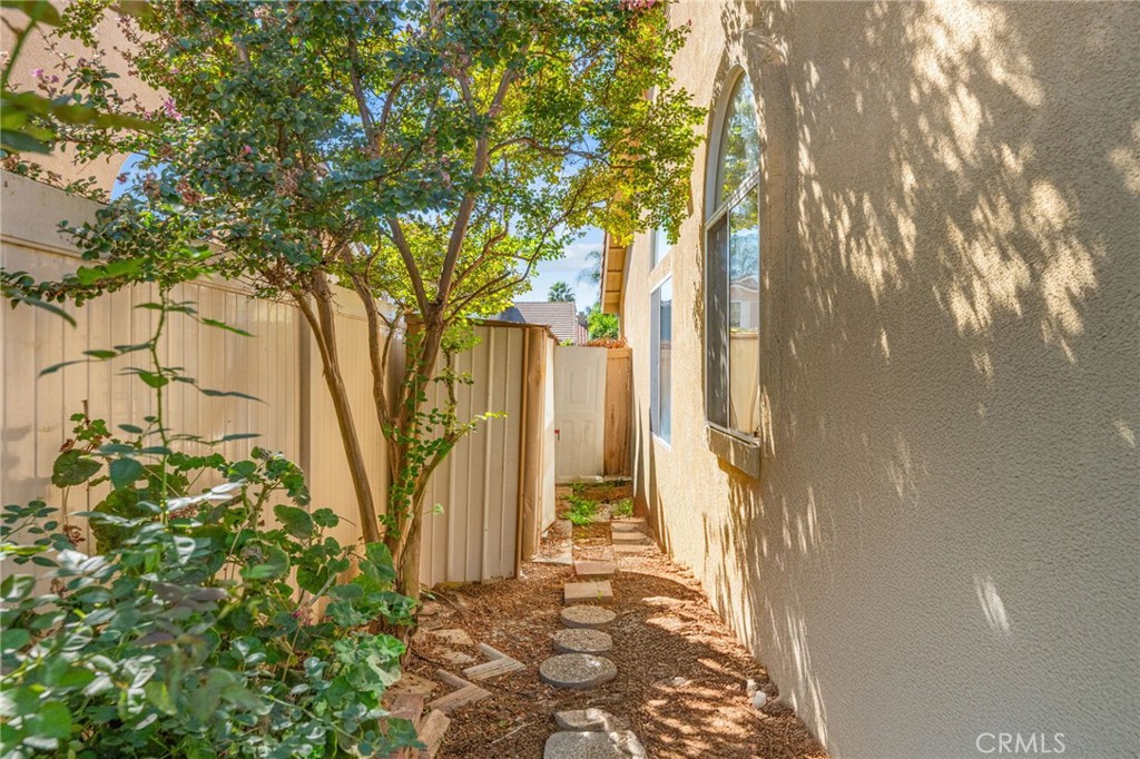 28570 Sand Island Way