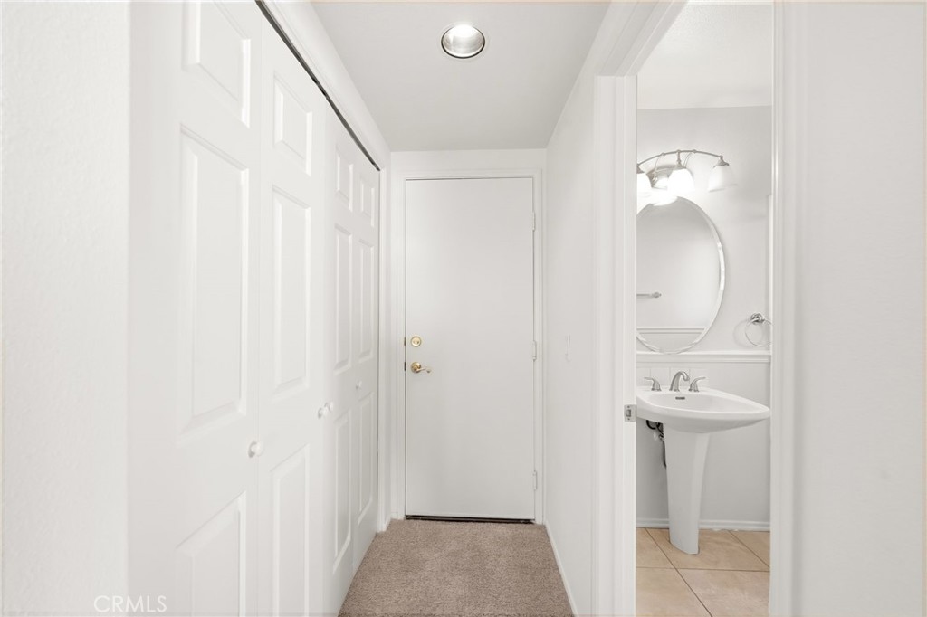 28570 Sand Island Way