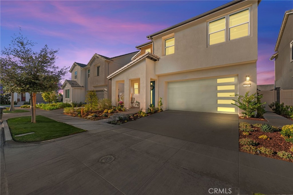 1281 Roots Way