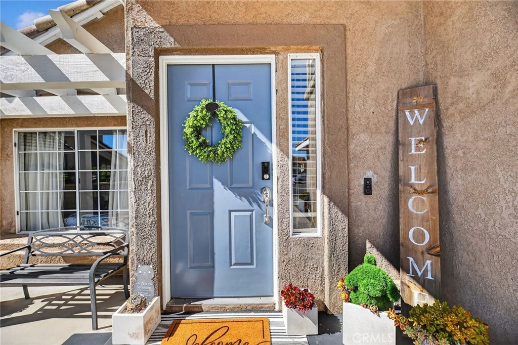 39055 Via Las Sintras