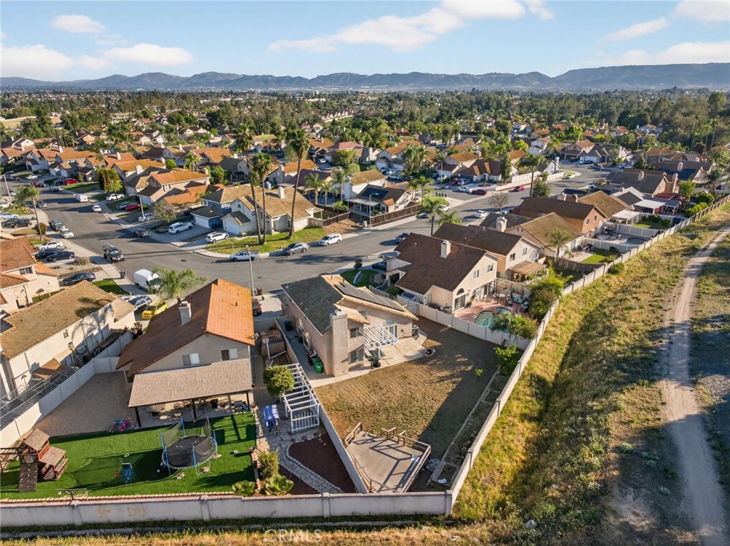 39055 Via Las Sintras